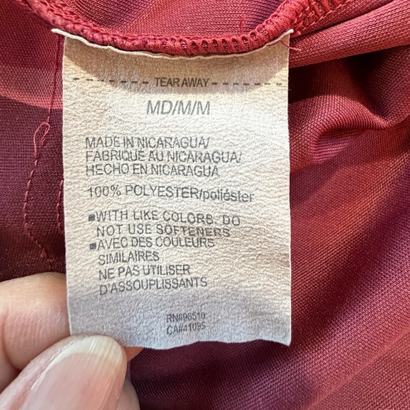 Under Armour Burgundy Camouflage Tee Shirt Size M - Picture 6 of 9